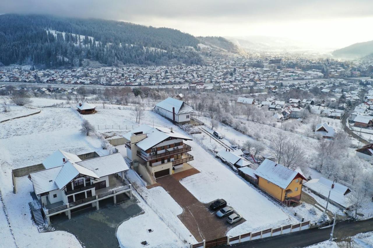 Chalet First Hill Gura Humorului Exterior photo