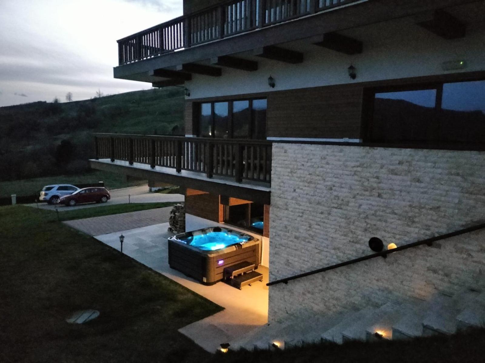 Chalet First Hill Gura Humorului Exterior photo